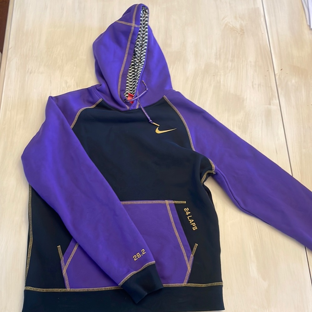 Doernbecker Nike hoodie